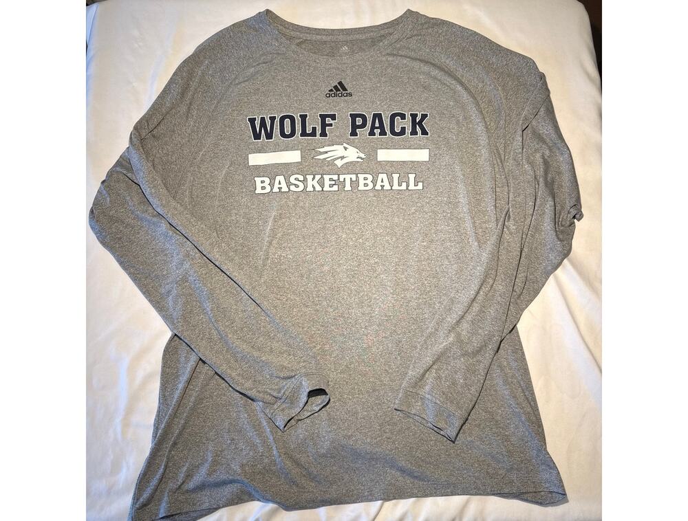 Adidas Nevada Wolf Pack Basketball Shirt Mens 2XL Gray Long Sleeve NCAA